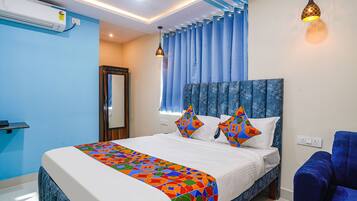 Lakens van Egyptisch katoen, luxe beddengoed, een kluis op de kamer