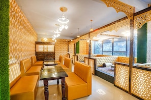 Restaurant - Fabhotel Grand Broholic (Hyderabad)