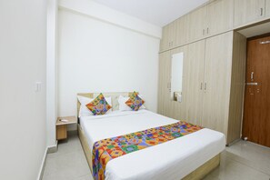 Lakens van Egyptisch katoen, luxe beddengoed, een kluis op de kamer