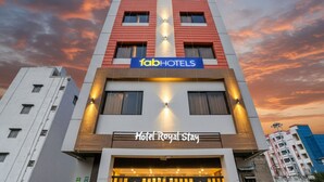 A modern hotel building with a prominent 'fabHOTELS' sign and 'Hotel Royal Stay' branding. - Fabhotel Royal Stay (Nagpur)