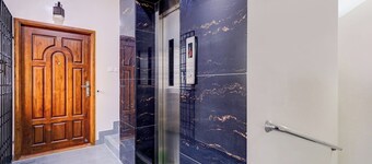 FabHotel Home Tree Service Apartment I