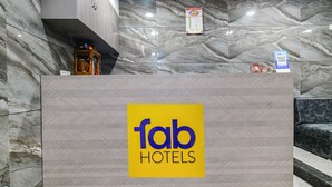 Reception - Fabhotel Classic Inn (Indore)