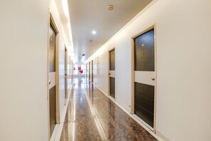 Lobby - Fabhotel Rvg (Vadodara)