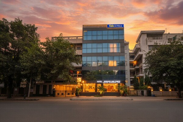 Fabhotel Nirvana Residency - Ghaziabad