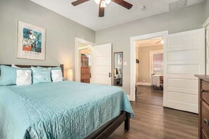 2 室のベッドルーム、WiFi、ベッドシーツ