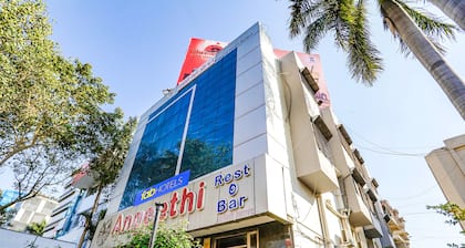 Fabhotel Angeethi