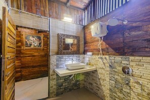 Basic Cottage | Bathroom - Little Cove Nature Resort (Nashik)