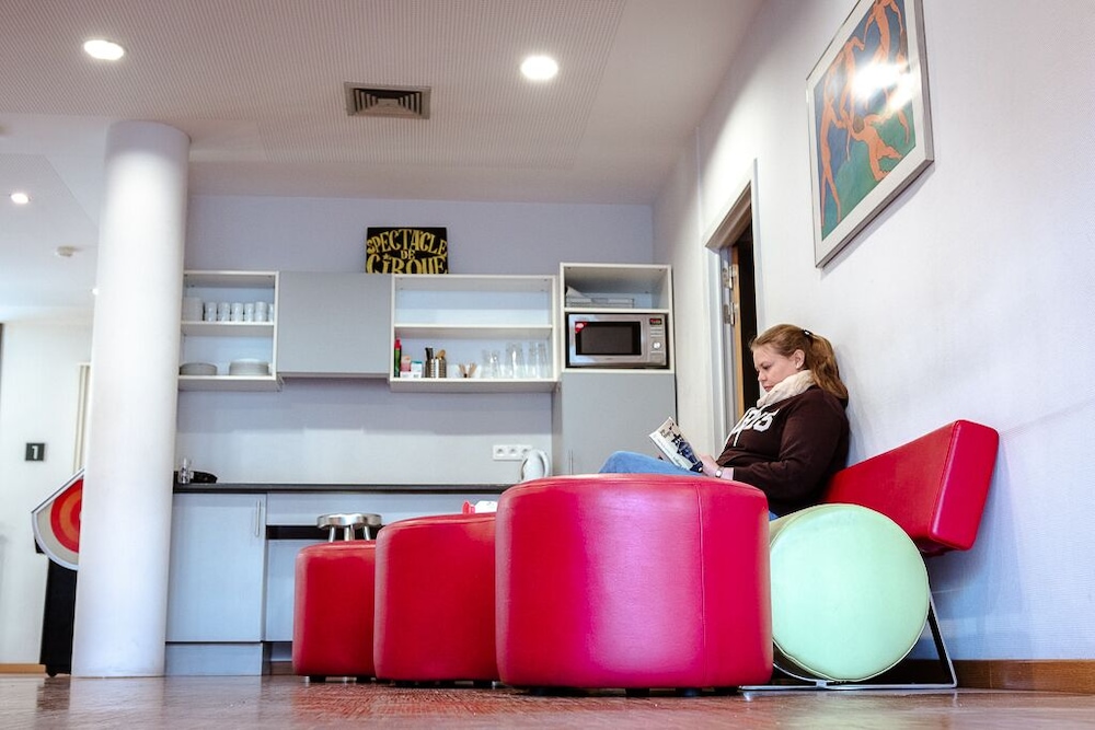 Youth Hostel Van Gogh (Chab) by null