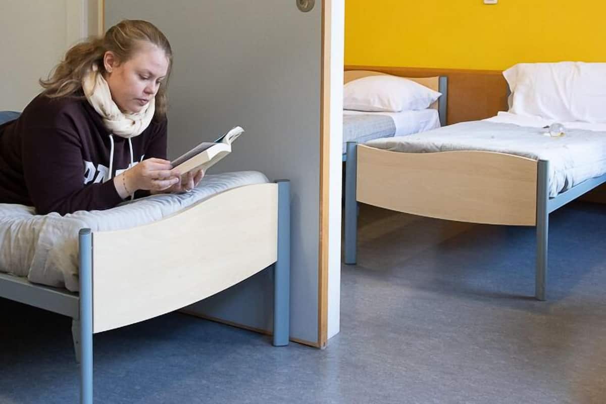 Kamar Quadruple Standar | Wi-Fi gratis dan seprai linen