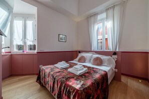 1 slaapkamer, een bureau, gratis wifi, beddengoed