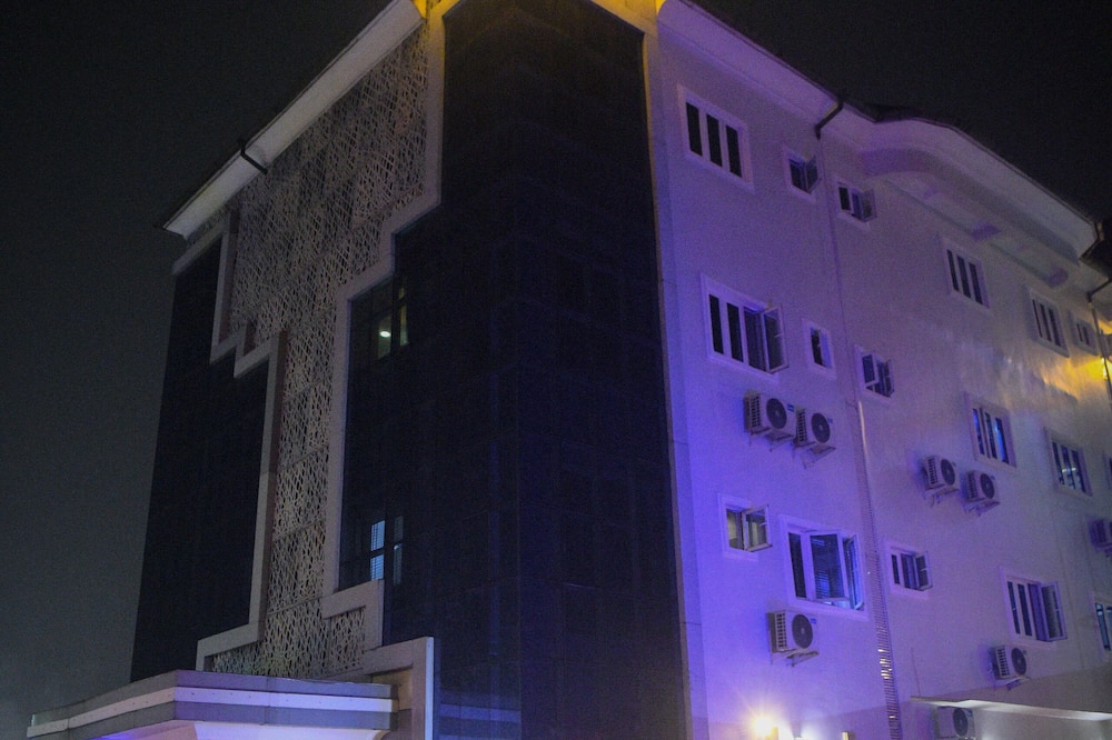 UG Wils Hotels and Suites