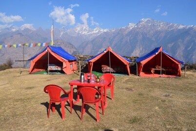 Grand Auli Camp