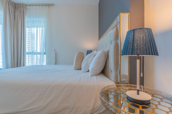 Comfort Apartment | 2 bedrooms, free WiFi - BellaVista - 29BLVD- 2BR - Fountain View (Dubai)