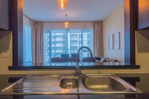 Comfort Apartment | Private kitchen | Fridge - BellaVista - 29BLVD- 2BR - Fountain View (Dubai)