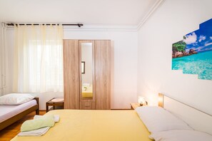 Apartment, 2 Bedrooms, Balcony, Garden View