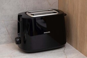 Unclassified image, 3 of 18, button