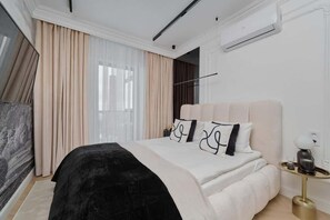 1 habitación, tabla de planchar con plancha, wifi y ropa de cama 
