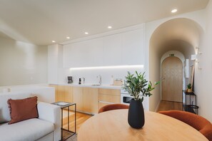 Premium Apartment | Ruang makan