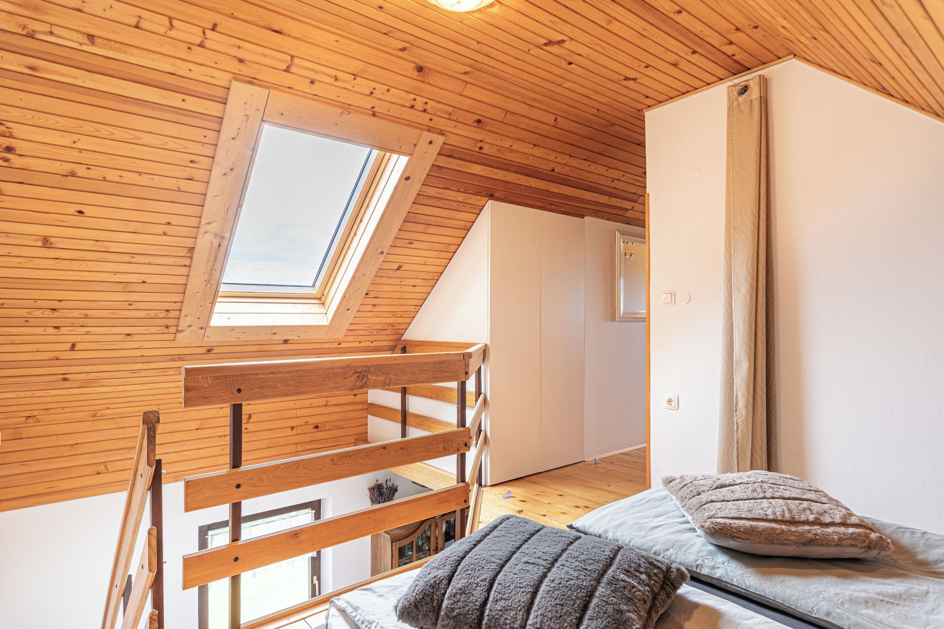 Family House, Multiple Bedrooms, Mountainside (Wellness Vineyard Cottage Marjan) | 3 bedrooms, iron/ironing board, free WiFi, bed sheets