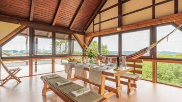 Family House, Multiple Bedrooms, Mountainside (Wellness Vineyard Cottage Boris) | Dining
