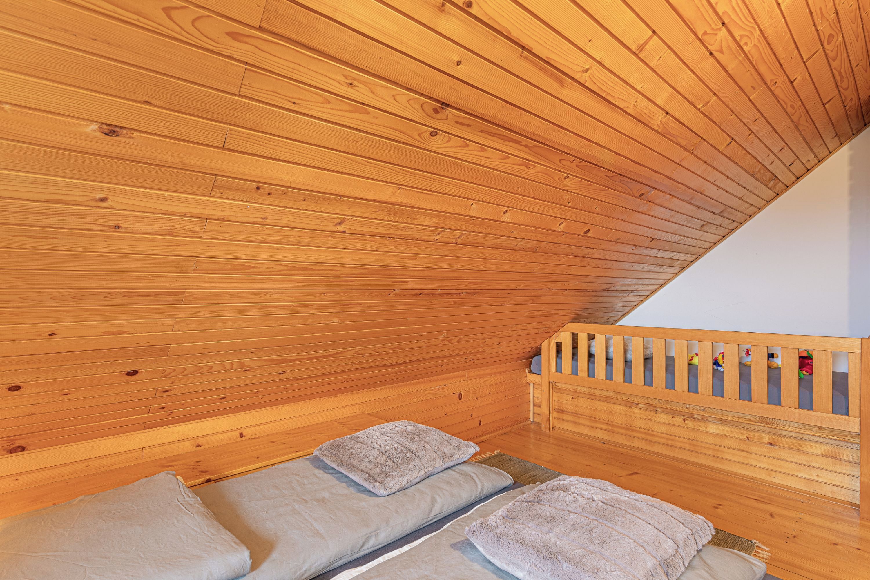 Family House, Multiple Bedrooms, Mountainside (Wellness Vineyard Cottage Marjan) | 3 bedrooms, iron/ironing board, free WiFi, bed sheets