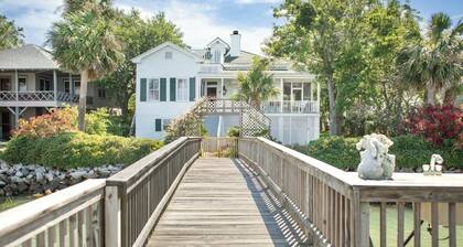 Unique Home on Back River w/ Stunning Sunsets, Private Dock by Tybee Cottages