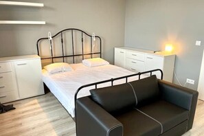 アイロン / アイロン台、WiFi、ベッドシーツ