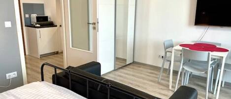 Fer et planche à repasser, Wi-Fi, draps fournis