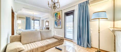 Luxury Apartment | Living area