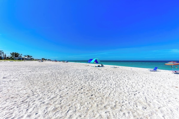 Studio (4 Bedrooms) | Property amenity