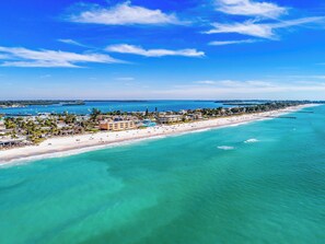 Studio (4 Bedrooms) | Property amenity - Anna Maria Island Beach Palace (Bradenton Beach)