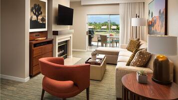 TV connectée, cheminée, jeux vidéo, écrans d'ordinateur