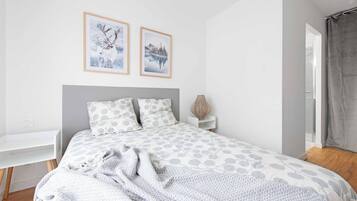 1 chambre, lit parapluie, Wi-Fi, draps fournis