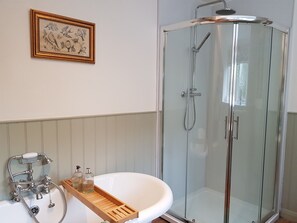 Casa de campo, 3 habitaciones | Baño | Toallas