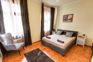 3 camere, ferro/asse da stiro