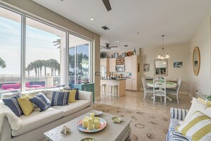 Apartment (3 Bedrooms) | Interior - Beachfront Galveston Getaway w/ Gulf Views! (Galveston)