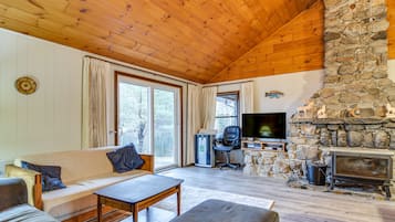 House (2 Bedrooms) | Front of property