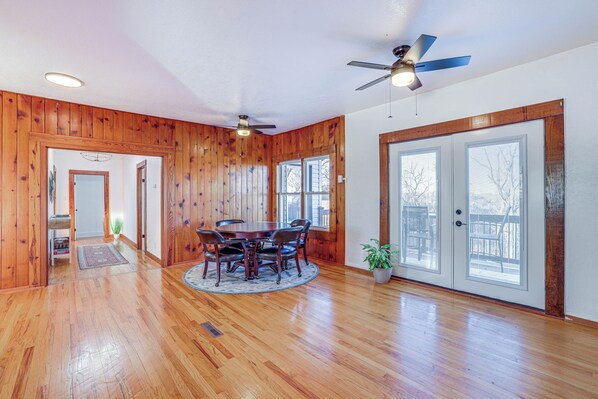 House (4 Bedrooms) | Interior - Eureka Springs Home Rental w/ Panoramic Views! (Eureka Springs)