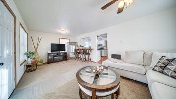 House (2 Bedrooms) | Living area | Fireplace