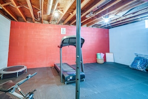 Fitness facility - Charming Cleveland Home: 5 Mi to Downtown! (Cleveland)