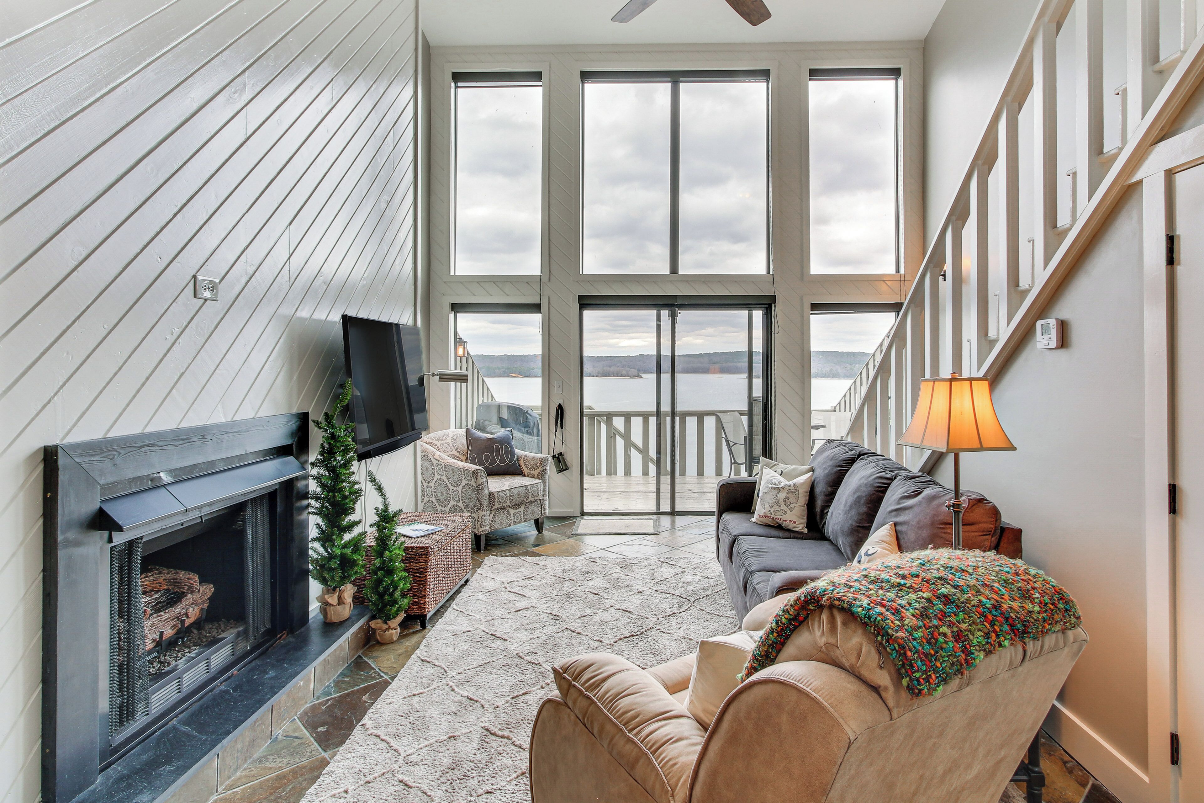 Apartment (2 Bedrooms) | Front of property