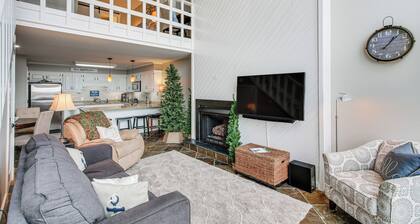 Tennessee River Vacation Rental w/ Deck + View!