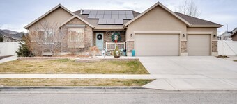 Modern Lehi Apartment: 2 Mi to Thanksgiving Point