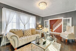 House (3 Bedrooms) | Front of property