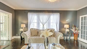 Nhà (3 Bedrooms) | Nội thất