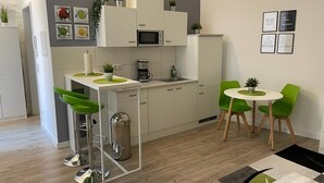 CityPerle Studio S1 | In-room dining - FlatDeCologne - CityPerle (Cologne)