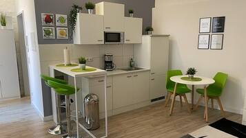 CityPerle Studio S1 | In-room dining