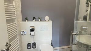 CityPerle Studio S1 | Bathroom - FlatDeCologne - CityPerle (Cologne)