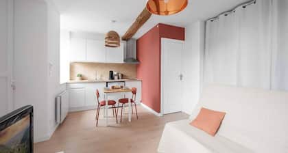 Agréable studio cosy entiÚrement rénové