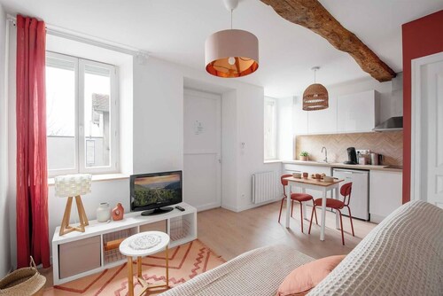 Agréable Studio Cosy Entièrement Rénové